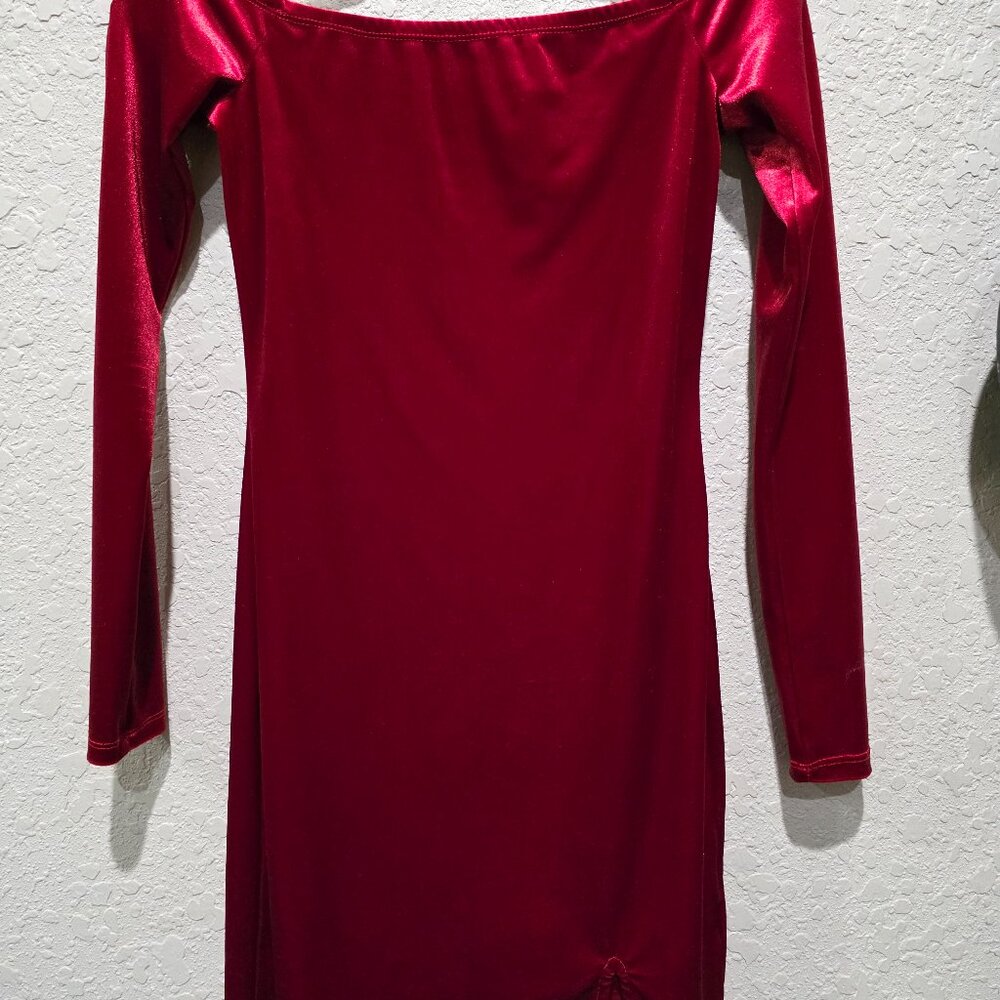 GB Red velvet long-sleeved XS dress